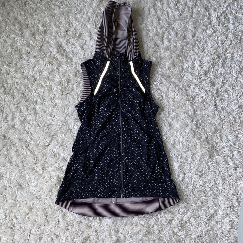 Lululemon Ultra Thin Ruched Zip Hoodie